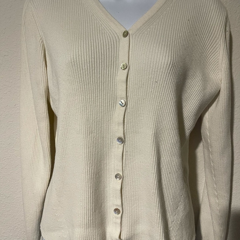 Long sleeve Medium Button Down Petite Sophisticate
